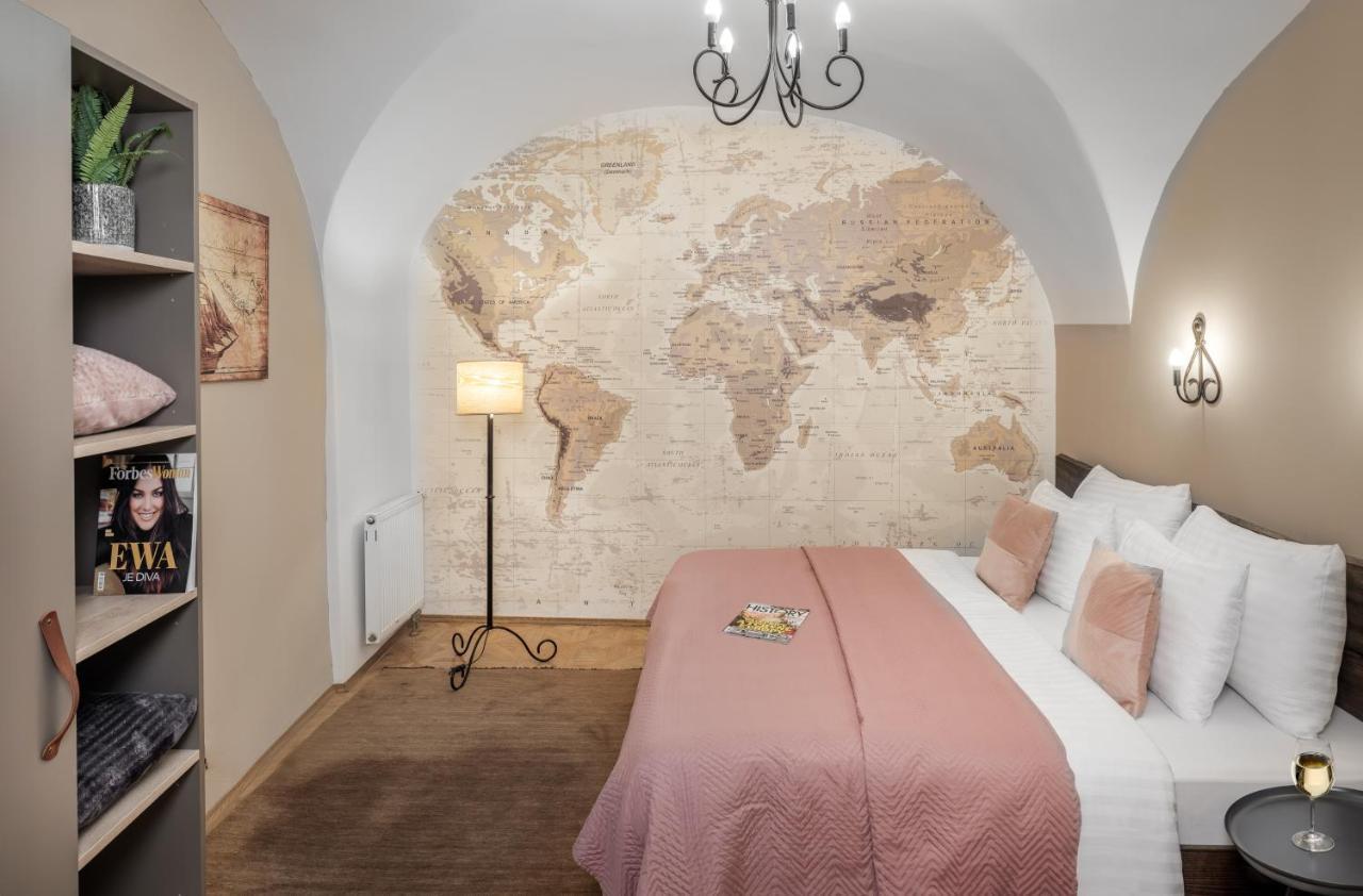 6 Continents Apartments By Adrez Прага Екстериор снимка